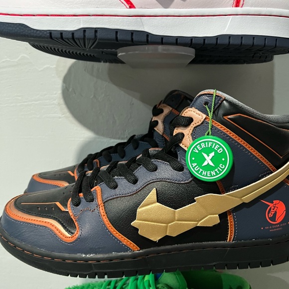 Meet your Posher, Donnie - Picture 9 of 15